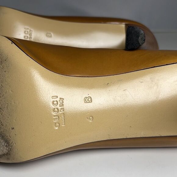 Vintage Authentic Gucci Heels. - Picture 7 of 12